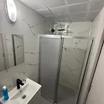 Oezguer Family Hotell Antalya