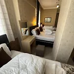 Hotell Oezguer Family Antalya