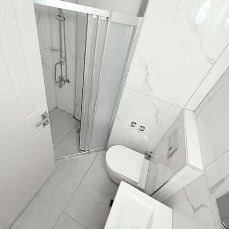 Oezguer Family Hotel